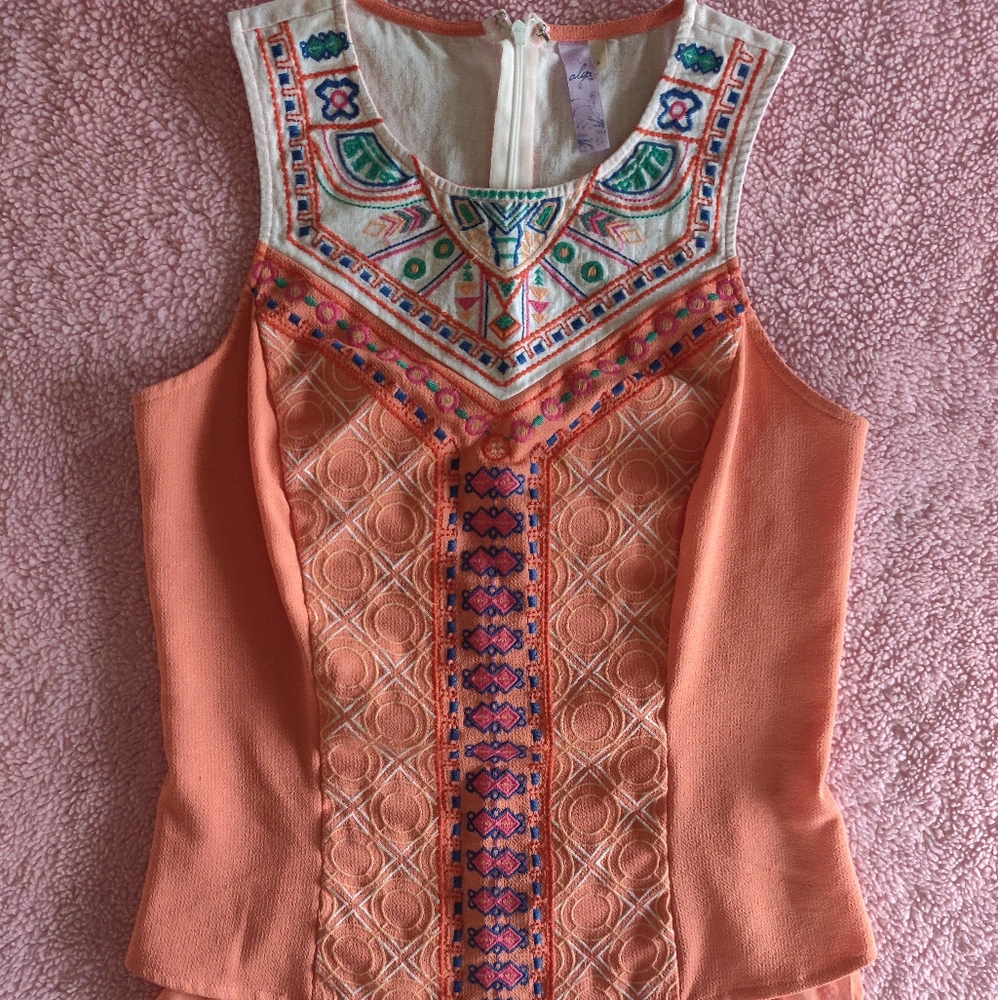 Alya Tank Top Embroidered Aztec Boho Design S